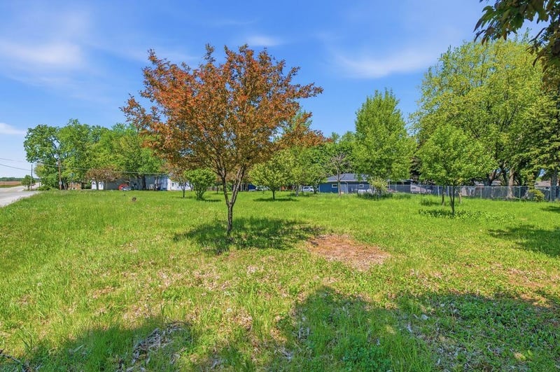 Shady Ln, Green Bay, WI 54313-5761