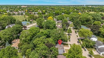 1735 Arlington Dr, Oshkosh, WI 54904