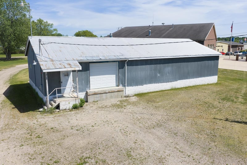 224 Heasley St, Suring, WI 54174