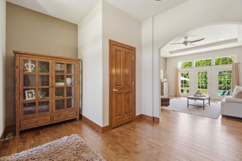 N1457 Heron Ridge Ct, Greenville, WI 54942