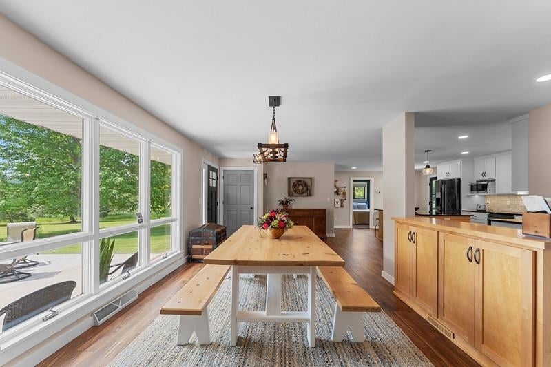 8820 County Road Ii, Fremont, WI 54940