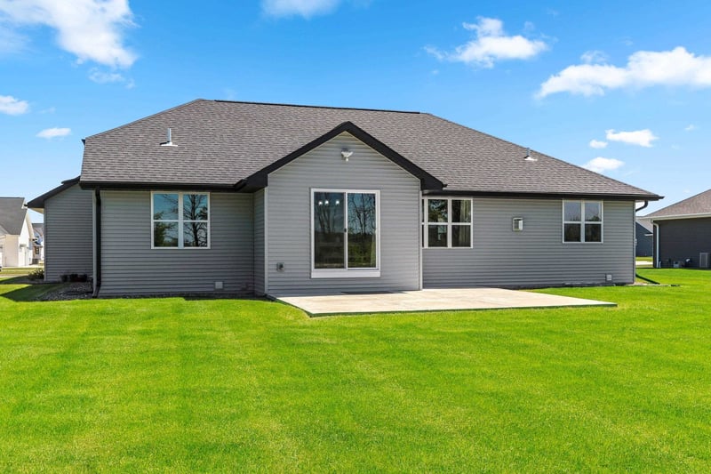 2174 Potter Dr, De Pere, WI 54115