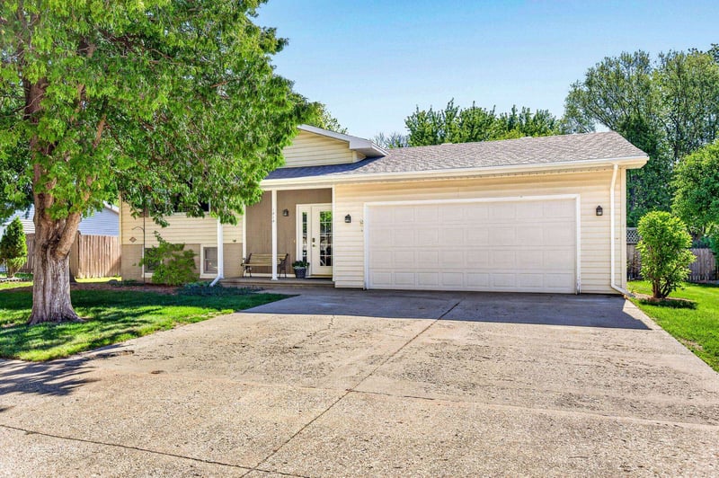1414 Franklin St, Little Chute, WI 54140
