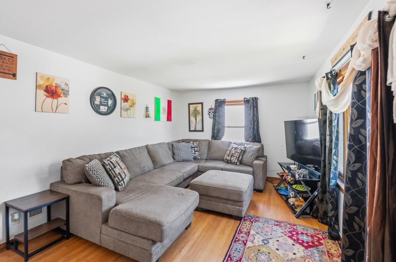 1342 Garland St, Green Bay, WI 54301