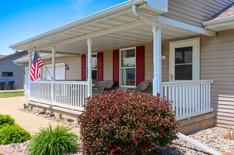 W3082 Whitepine Dr, Appleton, WI 54915