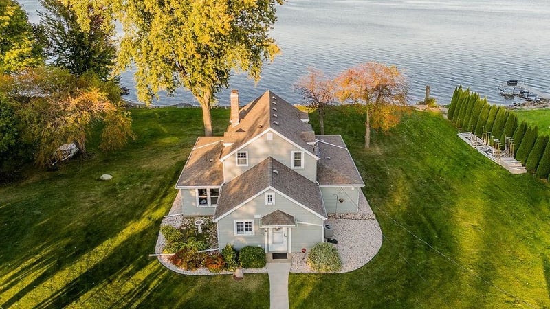 3790 Pau Ko Tuk Ln, Oshkosh, WI 54902-7332