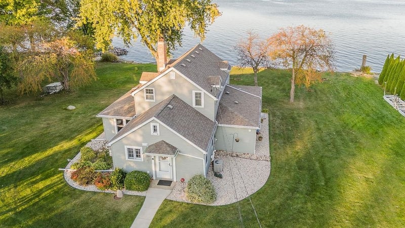 3790 Pau Ko Tuk Ln, Oshkosh, WI 54902-7332