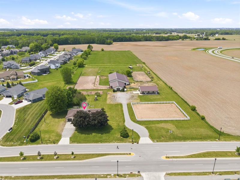 4941 Overland Rd, Oneida, WI 54155