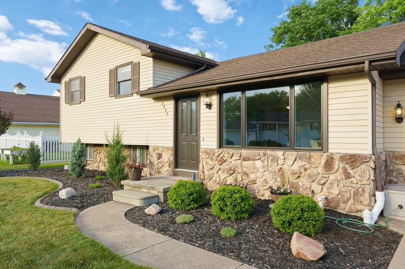 2908 Main Ave, Kaukauna, WI 54130