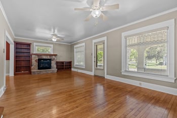 1302 Emilie St, Green Bay, WI 54301