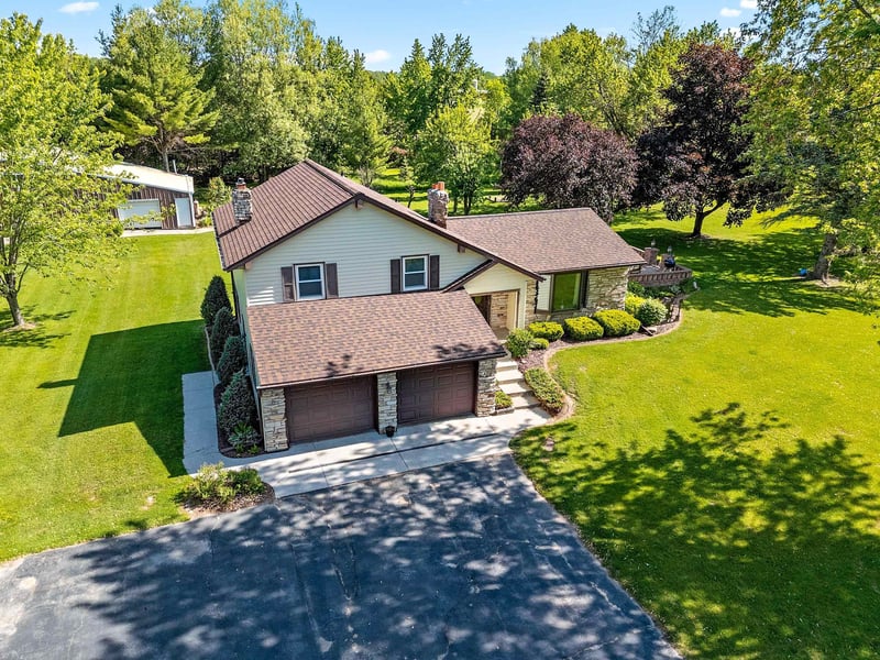 5170 Mccarthy Rd, Lena, WI 54139