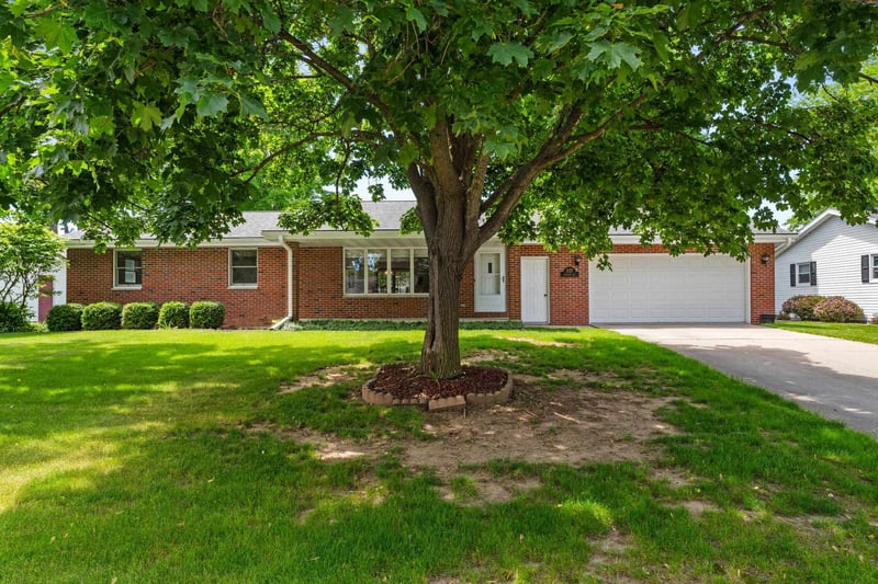 537 Pleasant Way, Seymour, WI 54165-1548