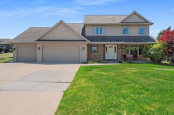 3437 Sandgate Castle Dr, Green Bay, WI 54313