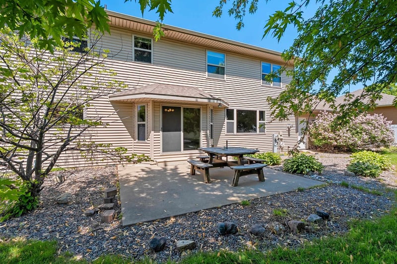 3437 Sandgate Castle Dr, Green Bay, WI 54313