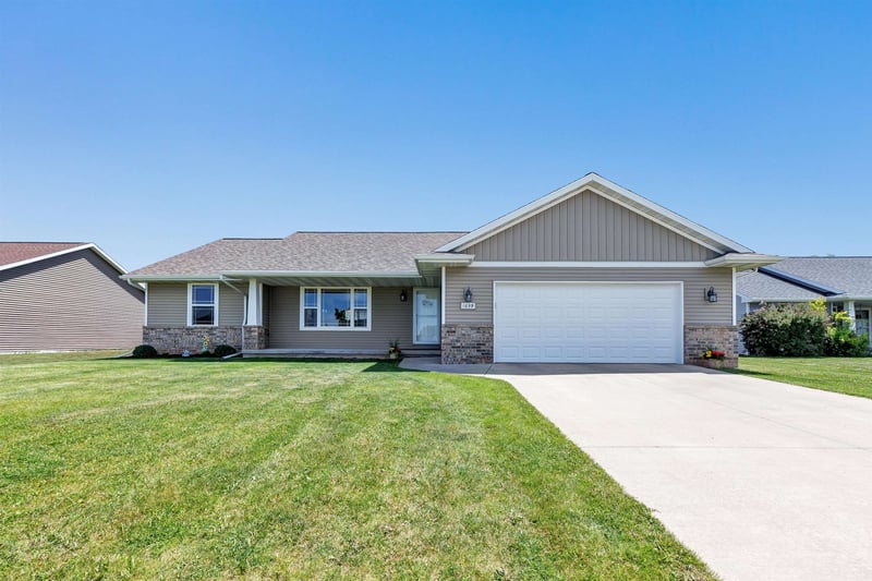 1659 Ontario Rd, Green Bay, WI 54311