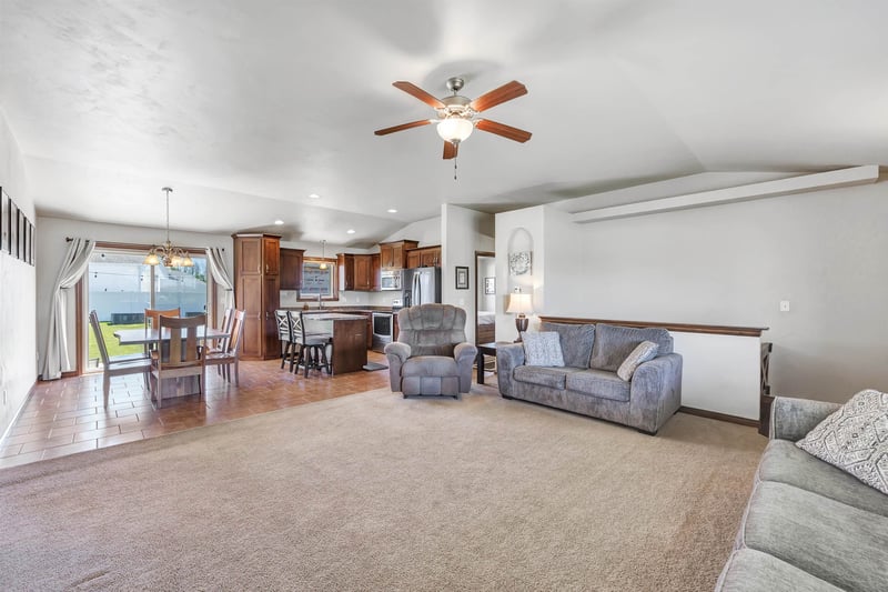 1659 Ontario Rd, Green Bay, WI 54311