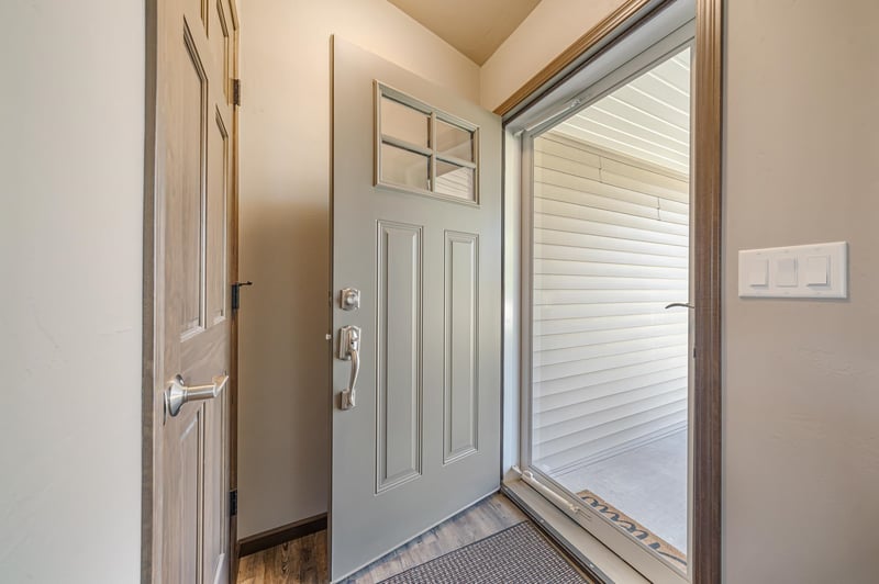 1941 Bear Paw Trl, Kaukauna, WI 54130