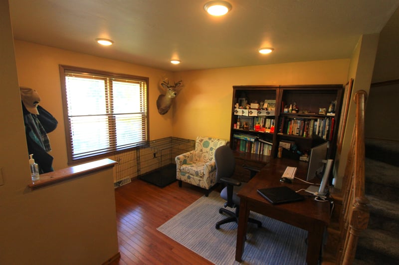 2933 Sunray Ln, Green Bay, WI 54313-7171