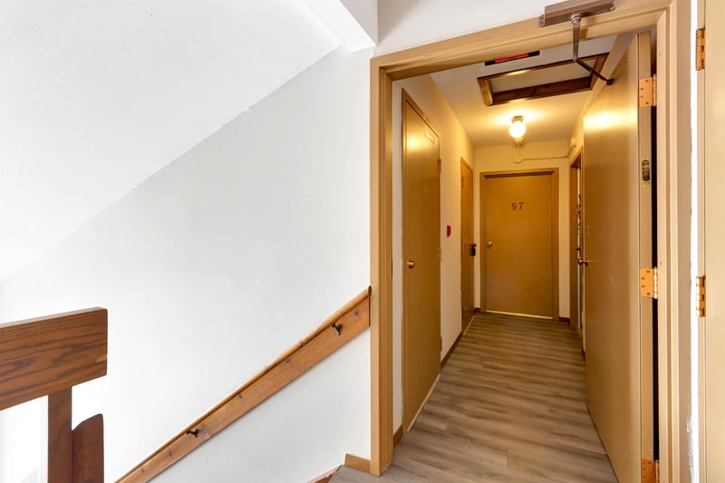 940 Babcock St #97, Neenah, WI 54956