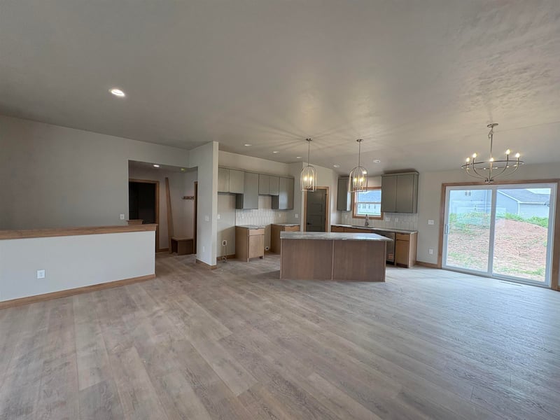 1400 Divinity Dr, De Pere, WI 54115