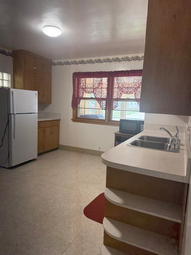 814 3rd St, Appleton, WI 54914
