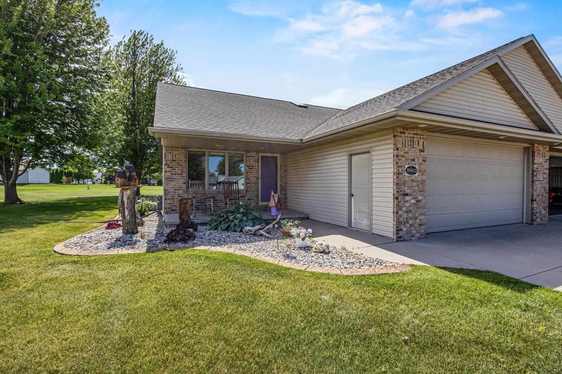 N9513 Cathy Ct, Appleton, WI 54915