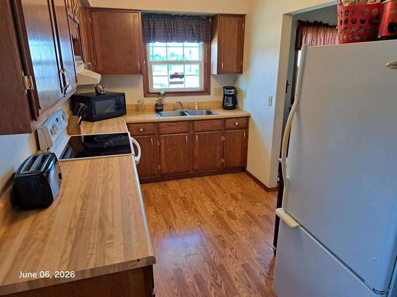 1121 Calder St, Menasha, WI 54952