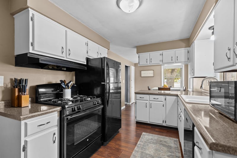 1125 Coolidge Ave, Oshkosh, WI 54902-3435
