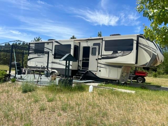 13560 Jerrys Ln, Mountain, WI 54149-9999