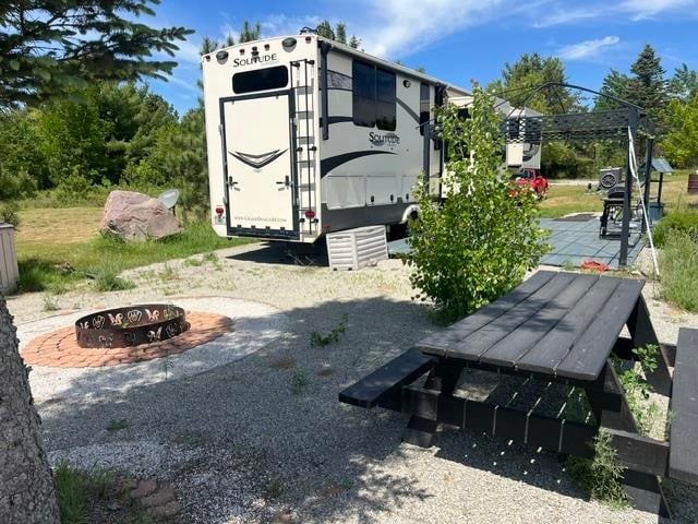 13560 Jerrys Ln, Mountain, WI 54149-9999