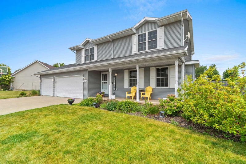 1204 Fairfax St, Oshkosh, WI 54904