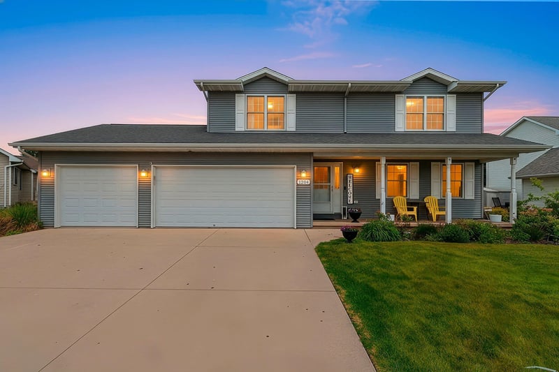 1204 Fairfax St, Oshkosh, WI 54904