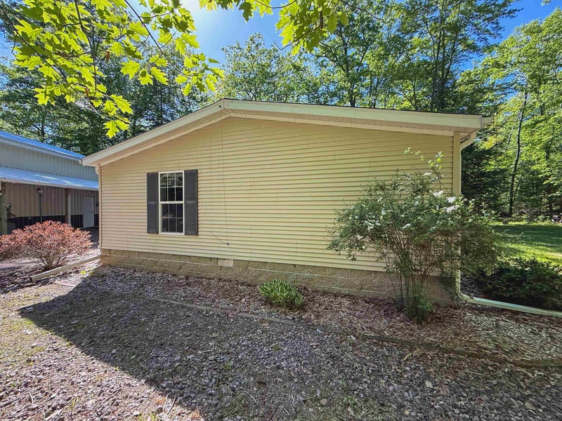 12323 Leos Rd, Suring, WI 54174