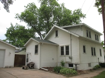 921 Liberty St, Green Bay, WI 54304-3647