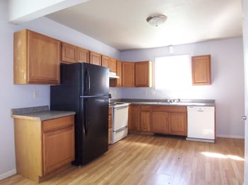 1214 Greenwood Ave, Green Bay, WI 54304-2653
