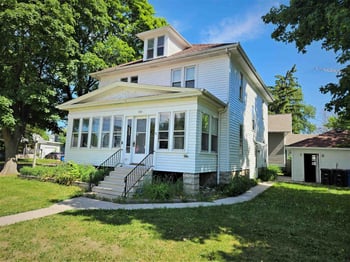 802 Ceape Ave, Oshkosh, WI 54901