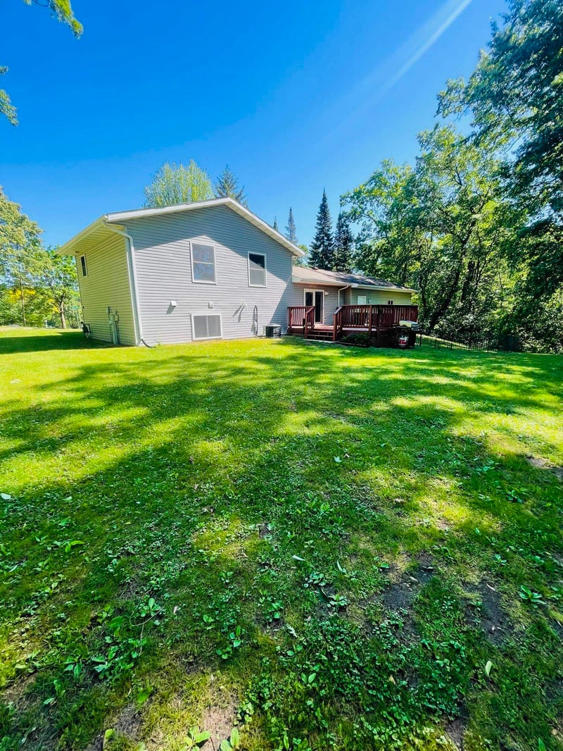 2769 Chief Hill Dr, Green Bay, WI 54313
