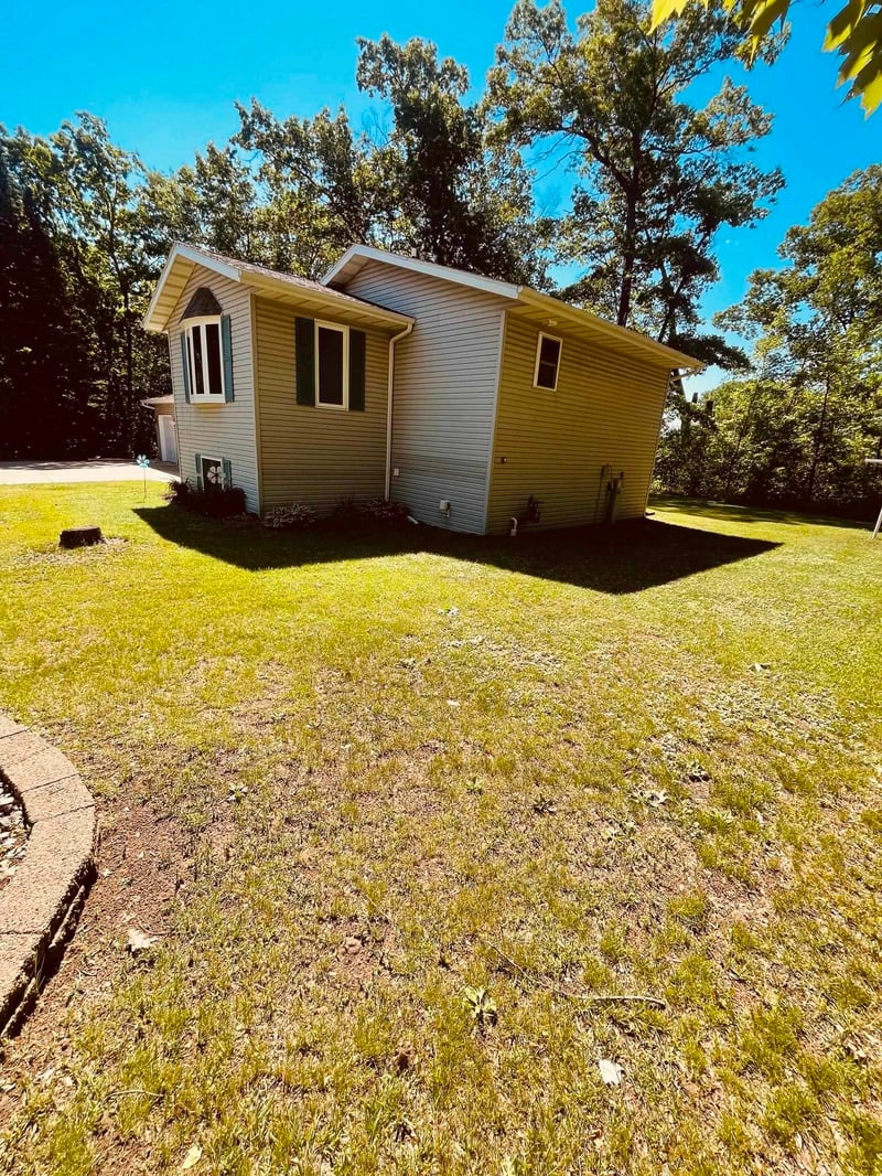 2769 Chief Hill Dr, Green Bay, WI 54313