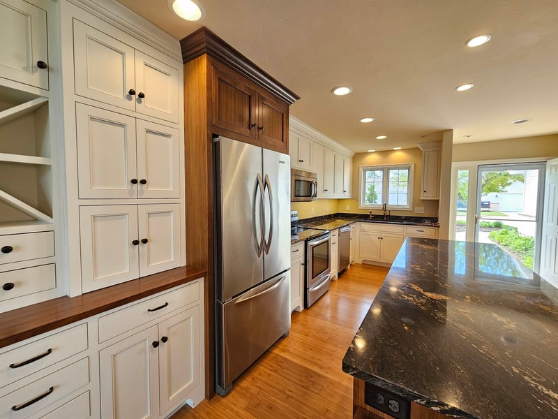 1522 River Pines Dr, Green Bay, WI 54311