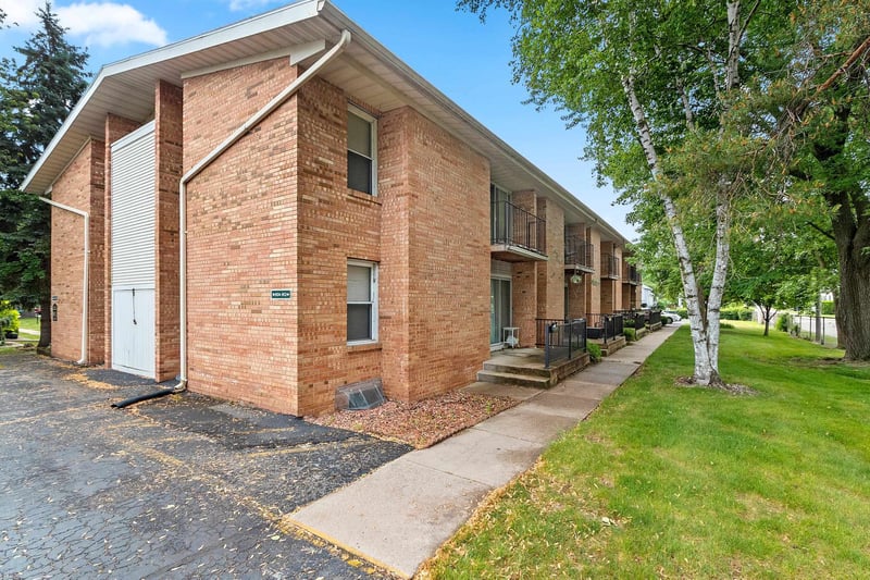 908 Georgia St, Oshkosh, WI 54902