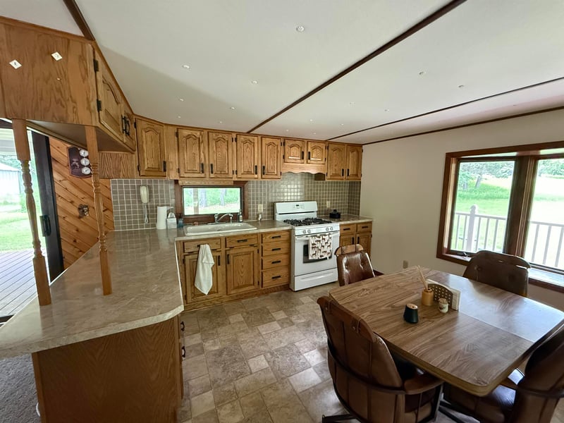 N7794 Kolpack Ln, Bowler, WI 54416