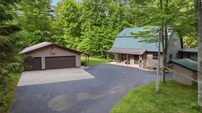 14754 Mccomb Lake Ln, Mountain, WI 54149