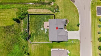 1897 Meadowland Ct, Green Bay, WI 54311-3404
