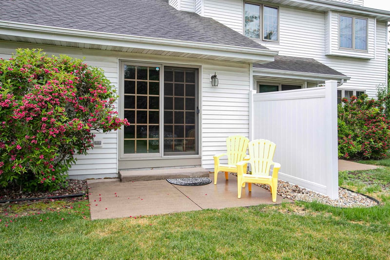 2420 Noel Ct, Oshkosh, WI 54904