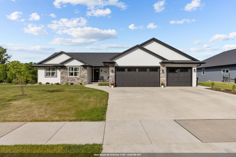 3391 Glendale Ave, Green Bay, WI 54313
