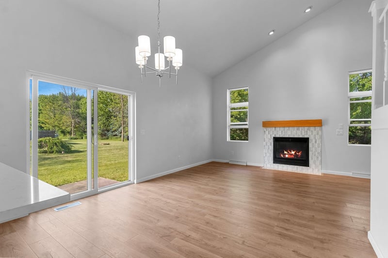 1091 Stillmeadow Ln, Menasha, WI 54952