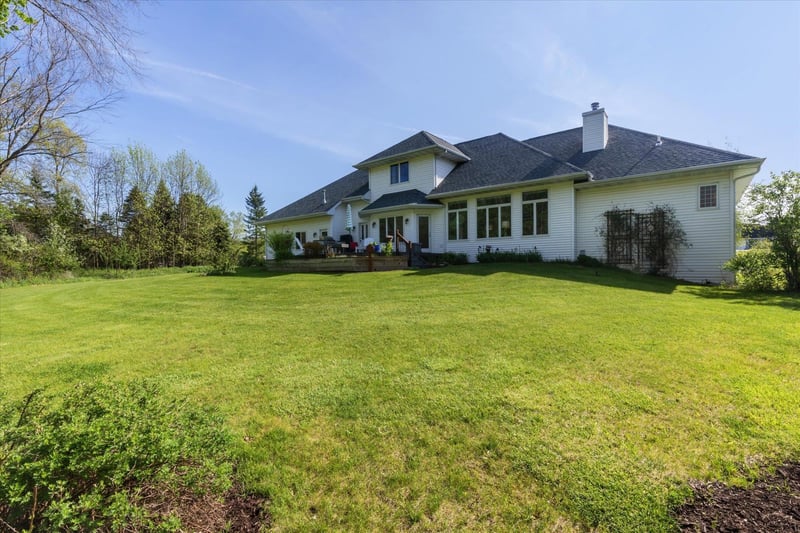 N2087 Teal Trl, Hortonville, WI 54944