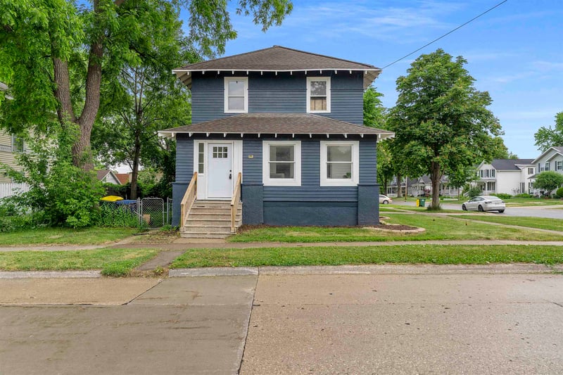825 Crooks St, Green Bay, WI 54301