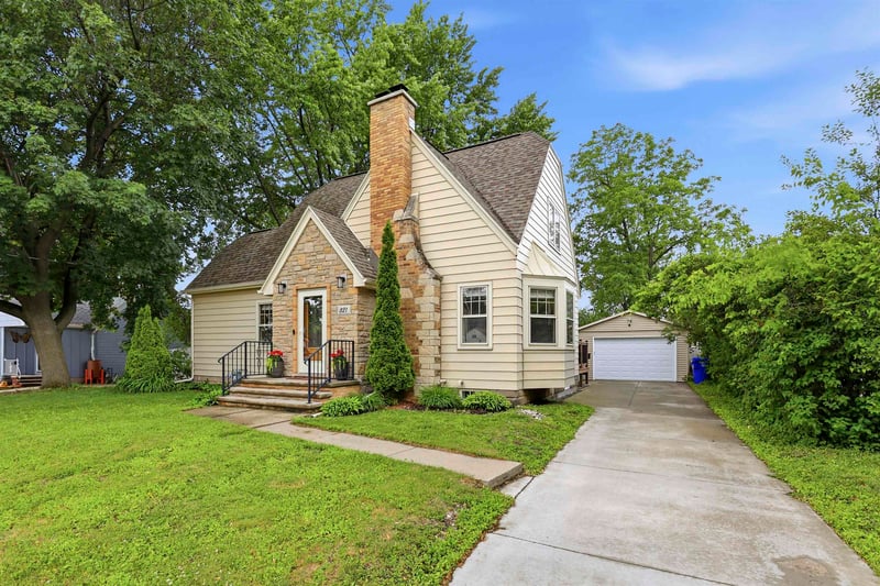 821 Weimar St, Appleton, WI 54915
