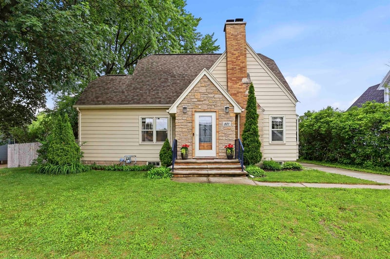 821 Weimar St, Appleton, WI 54915